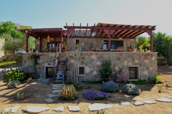 Buying a Land with a Stone House is an Attractive Alternative to Searching for a Zoned Land.