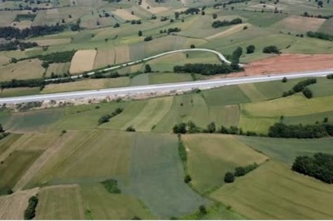 Bursa- İzmir otoban yanı başı satılık tarla.